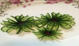 花碎花吃瓜视频,揭秘网络热门视频背后的故事