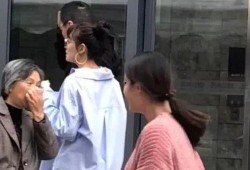 朋友吃瓜的视频,笑料百出！