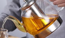 茶壶吃瓜语速很快