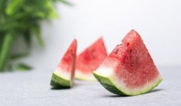 梦见吃瓜特别塞牙,吃瓜塞牙背后的神秘寓意