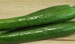 路边吃瓜的柳柳,揭秘街头百态