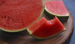 宝藏吃瓜,揭秘娱乐圈幕后故事，带你领略明星们的真实生活