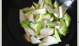 白色炒菜吃的瓜,舌尖上的清新滋味